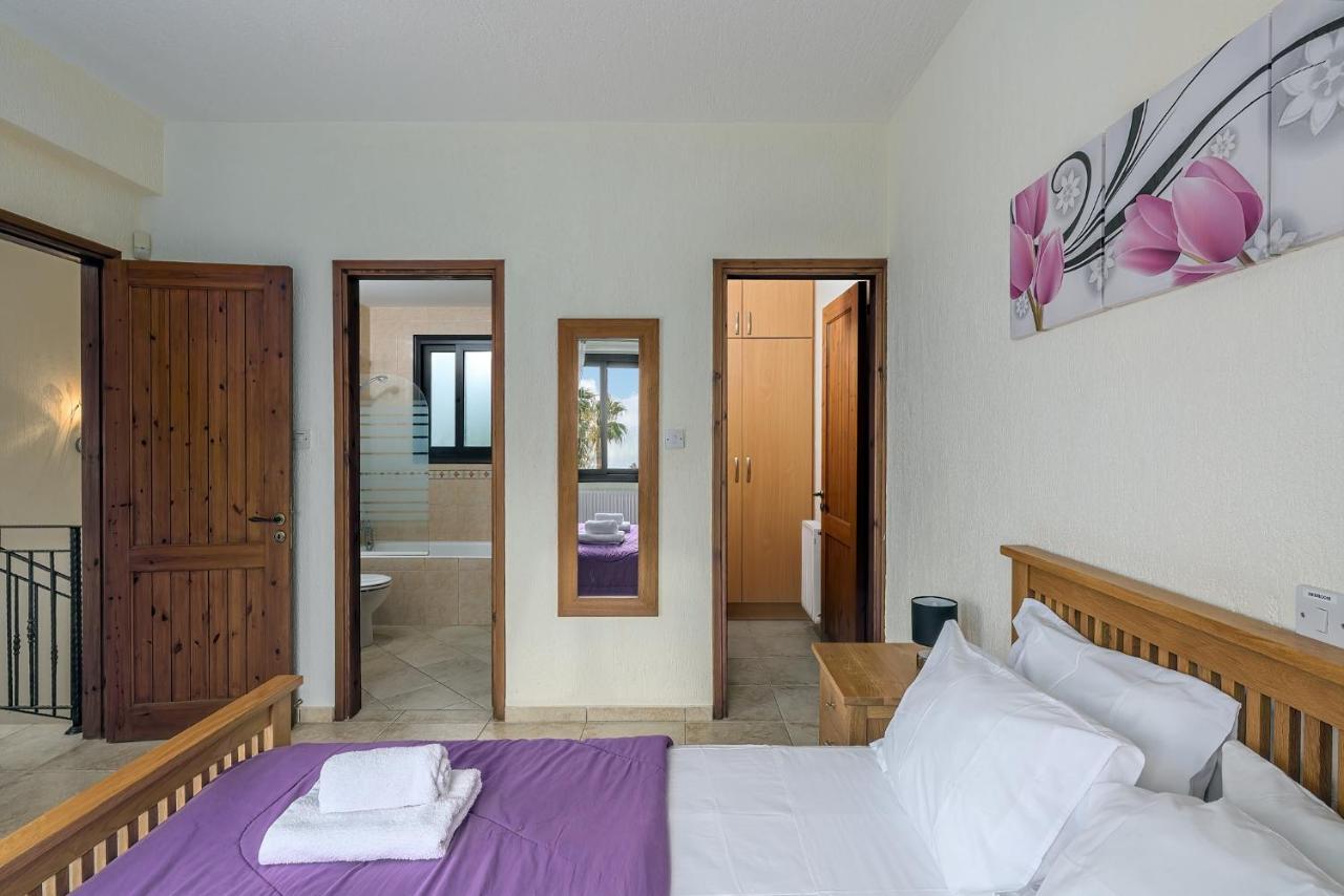 Villa Camelot Coral Bay Esterno foto
