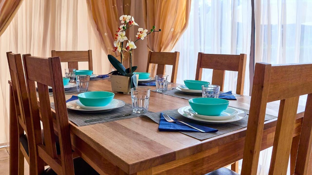 Villa Camelot Coral Bay Esterno foto
