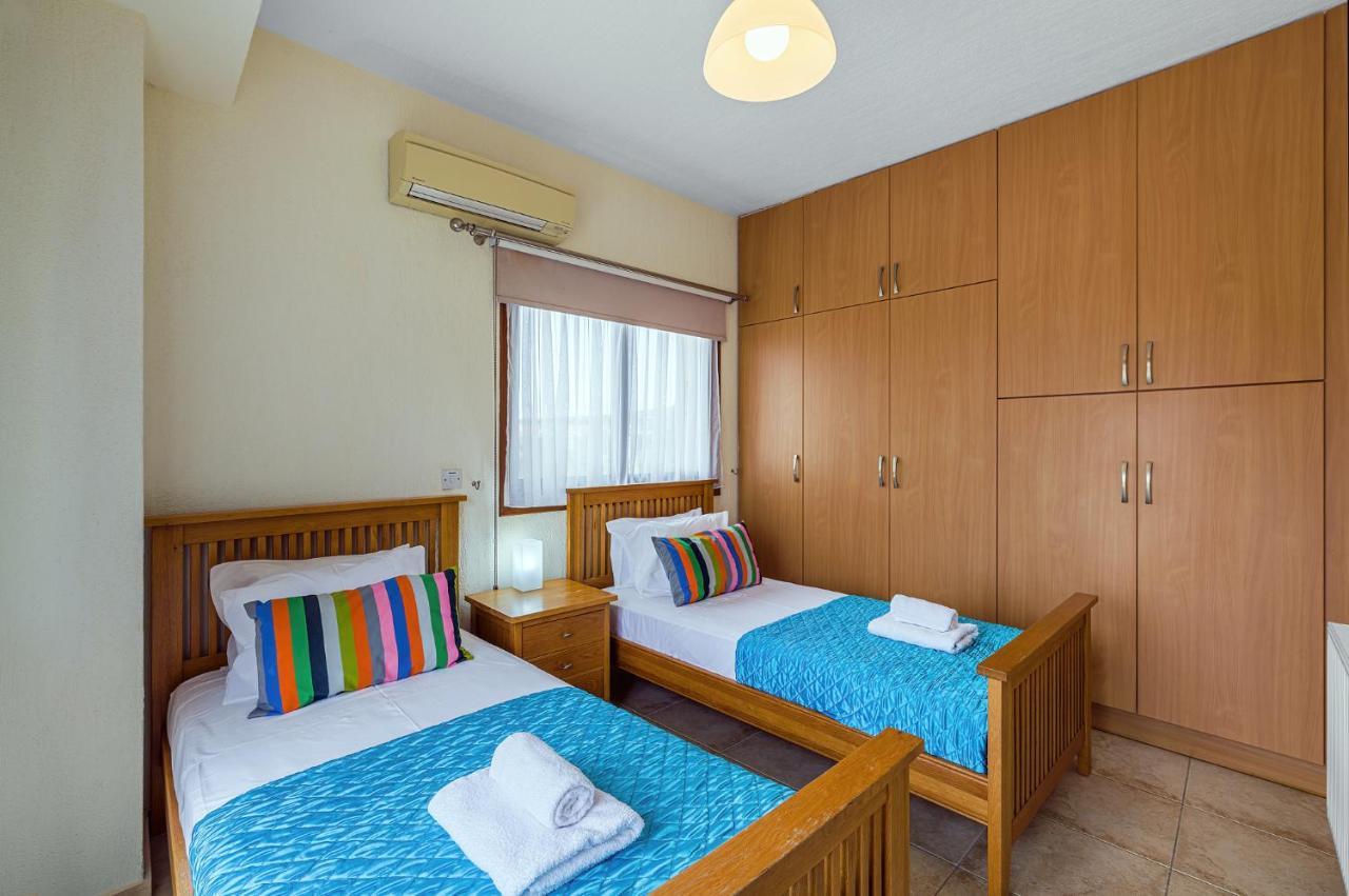 Villa Camelot Coral Bay Esterno foto